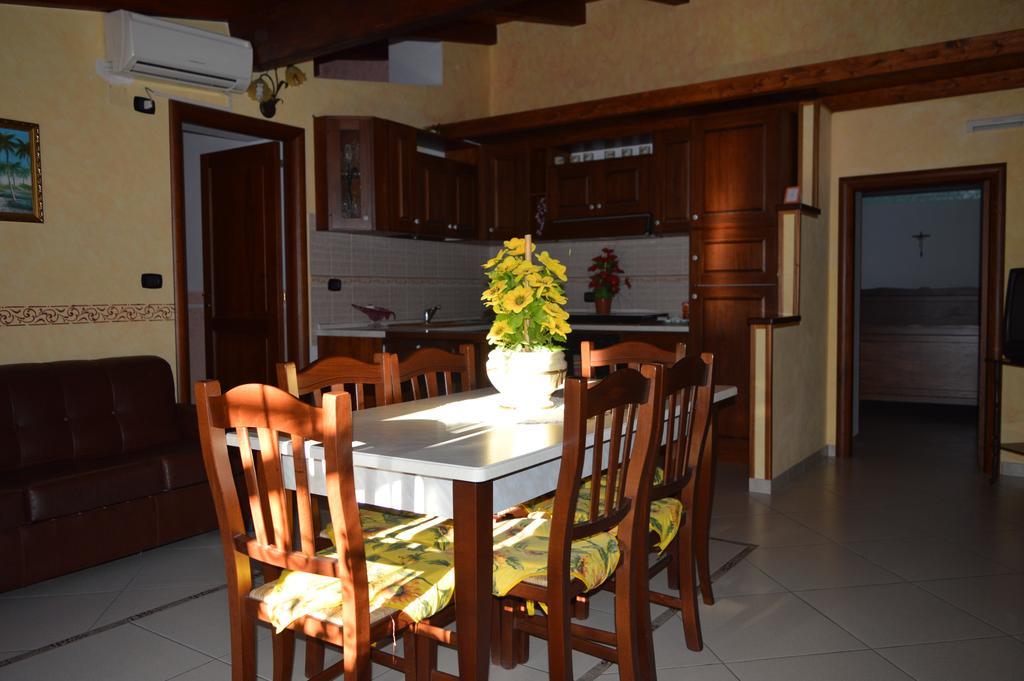 La Stella Del Pollino Hotel San Lorenzo Bellizzi ภายนอก รูปภาพ
