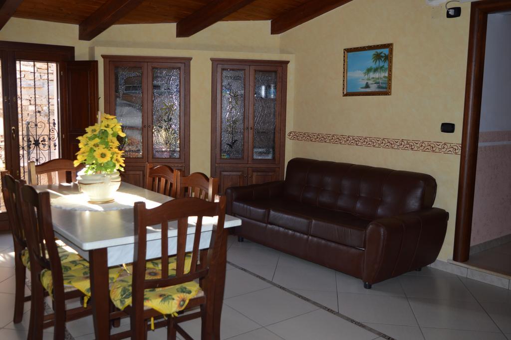 La Stella Del Pollino Hotel San Lorenzo Bellizzi ภายนอก รูปภาพ